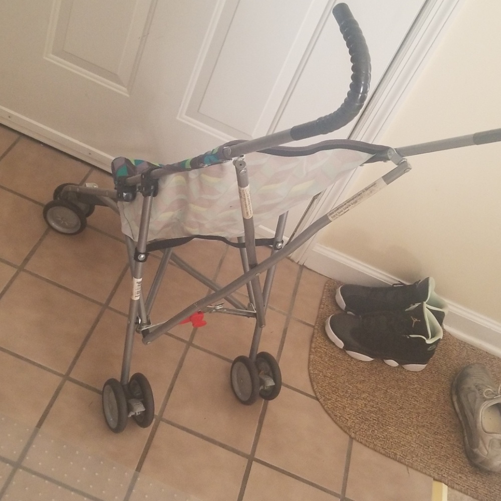 Stroller - Picture 3 of 3